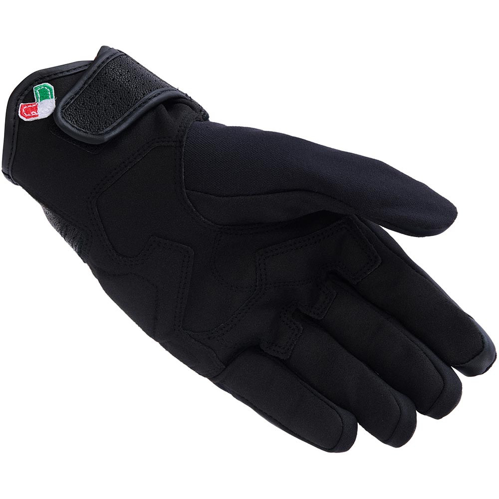 Gants Tracker